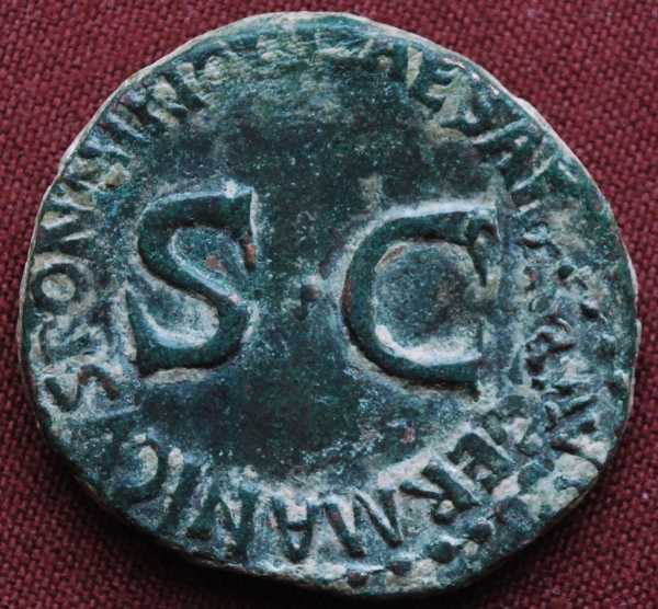Unusual-Caligula-Bronze